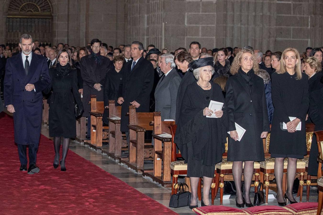 Los reyes a su llegada a la basílica del Real Monasterio de San Lorenzo de El Escorial.