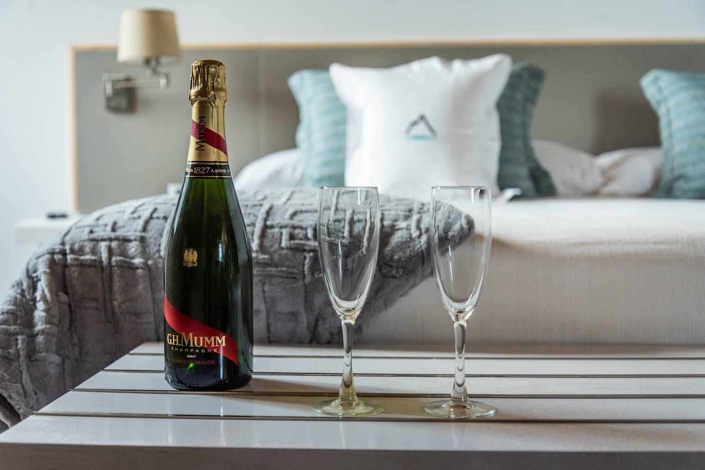 Ideal para una escapada en pareja o en familia, The Rock Suites&Spa ofrece un lugar idílico, un perfecto mirador hacia El Bierzo y unas instalaciones de auténtico lujo para disfrutar de momentos inolvidables.