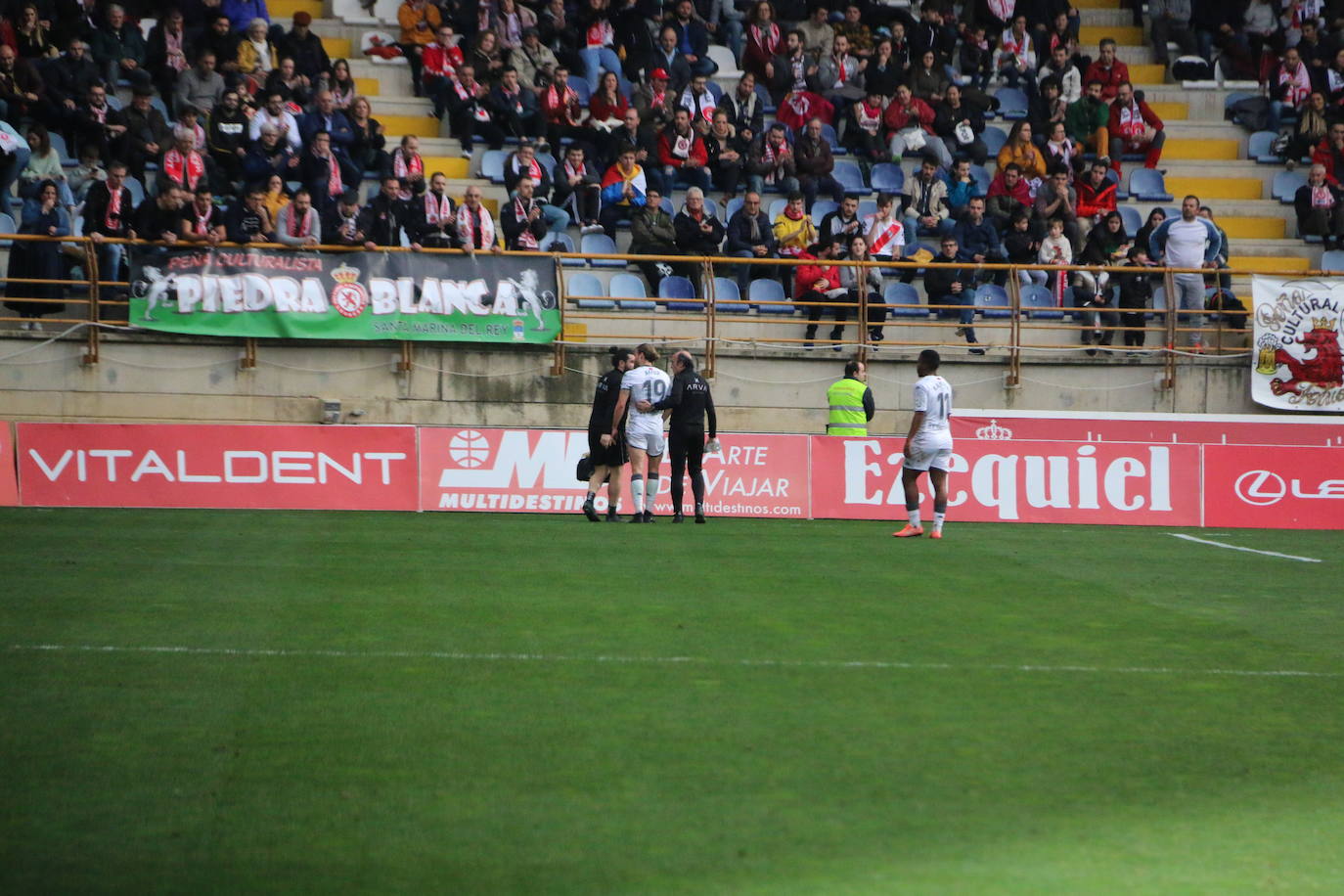 Partido en el Reino de León entre la Cultural y Deportiva Leonesa y la Unión Deportiva Logroñés.