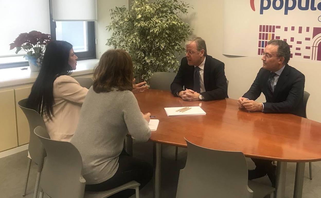 El PP muestra su apoyo a las iniciativas del colectivo venezolano a través de Lean Ayuda Humanitaria