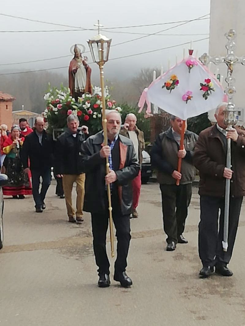 Garrafe de Torío se cita para celebrar su tradicional festividad de San Blas.