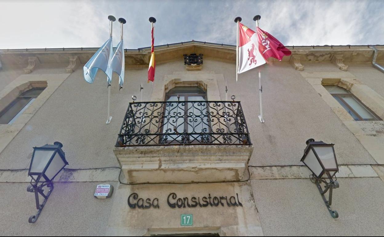 Fachada del Ayuntamiento de Boñar. 