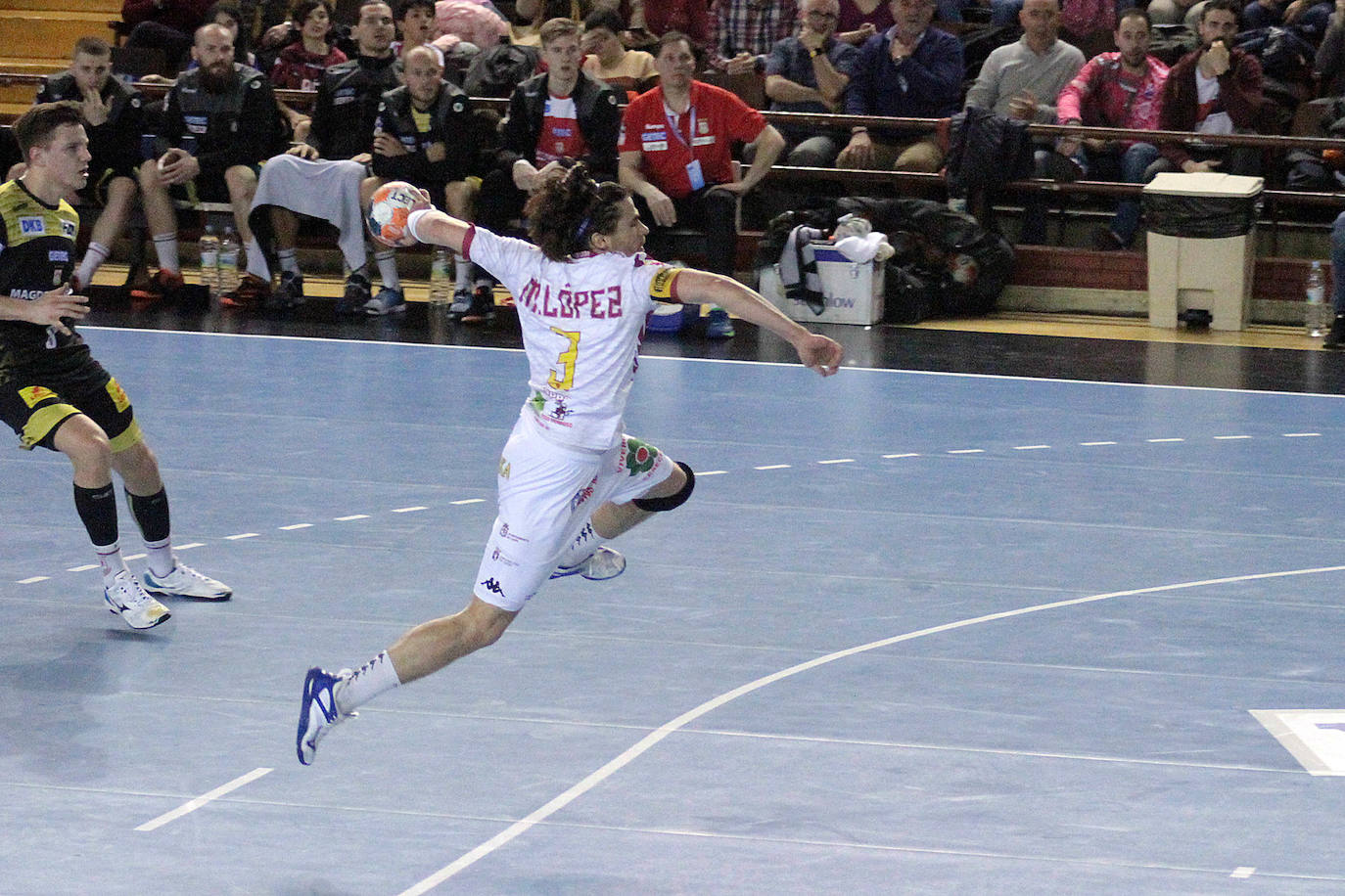 El conjunto leonés regresaba al Palacio de los Deportes para disputar la Copa EHF