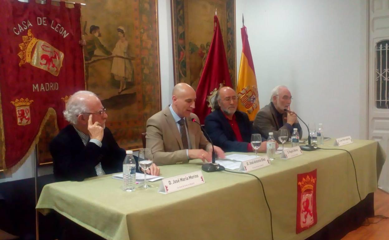 Presentación del libro en la Casa de León en Madrid.