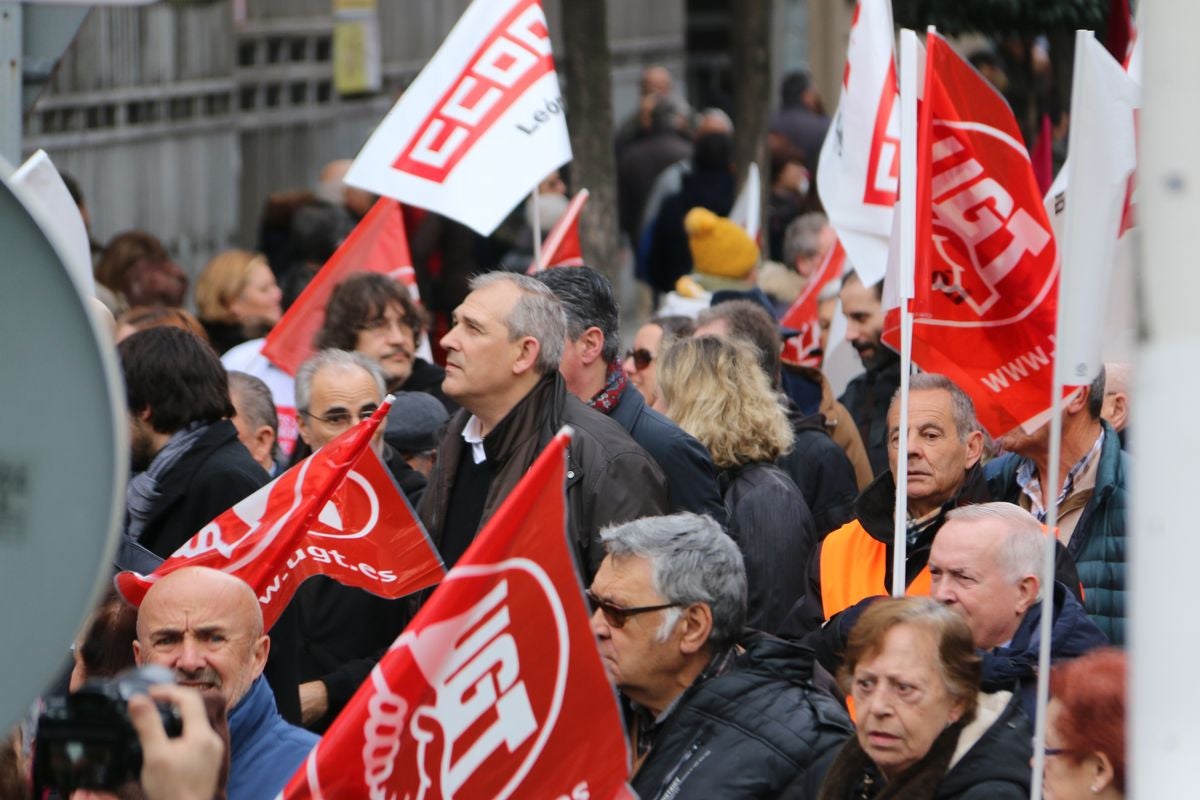 Fotos: La sociedad leonesa se suma a la manifestación del 16F