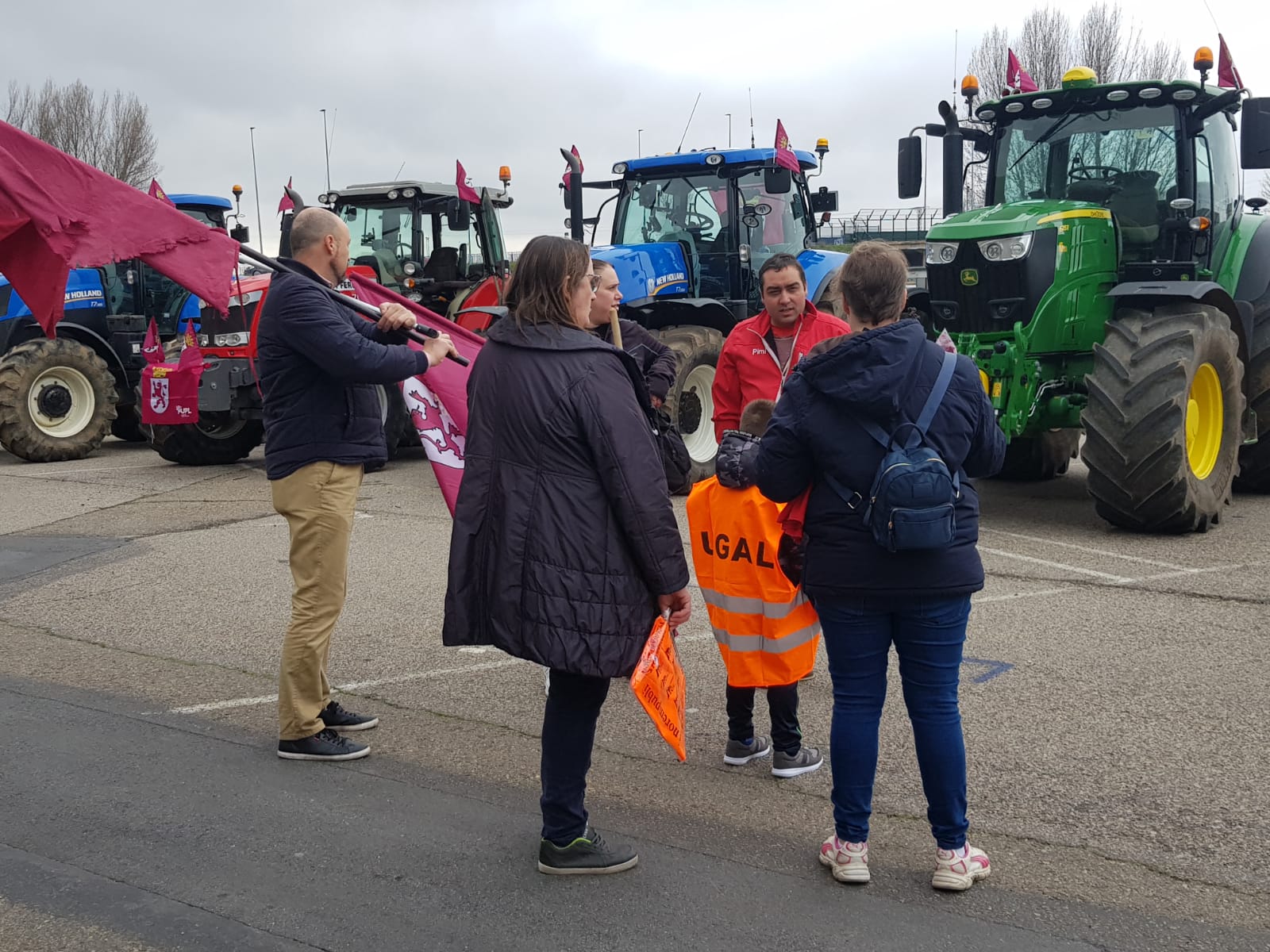 Medio centenar de tractores llevarán el 'rugir' del campo a la manifestación del 16F en León capital