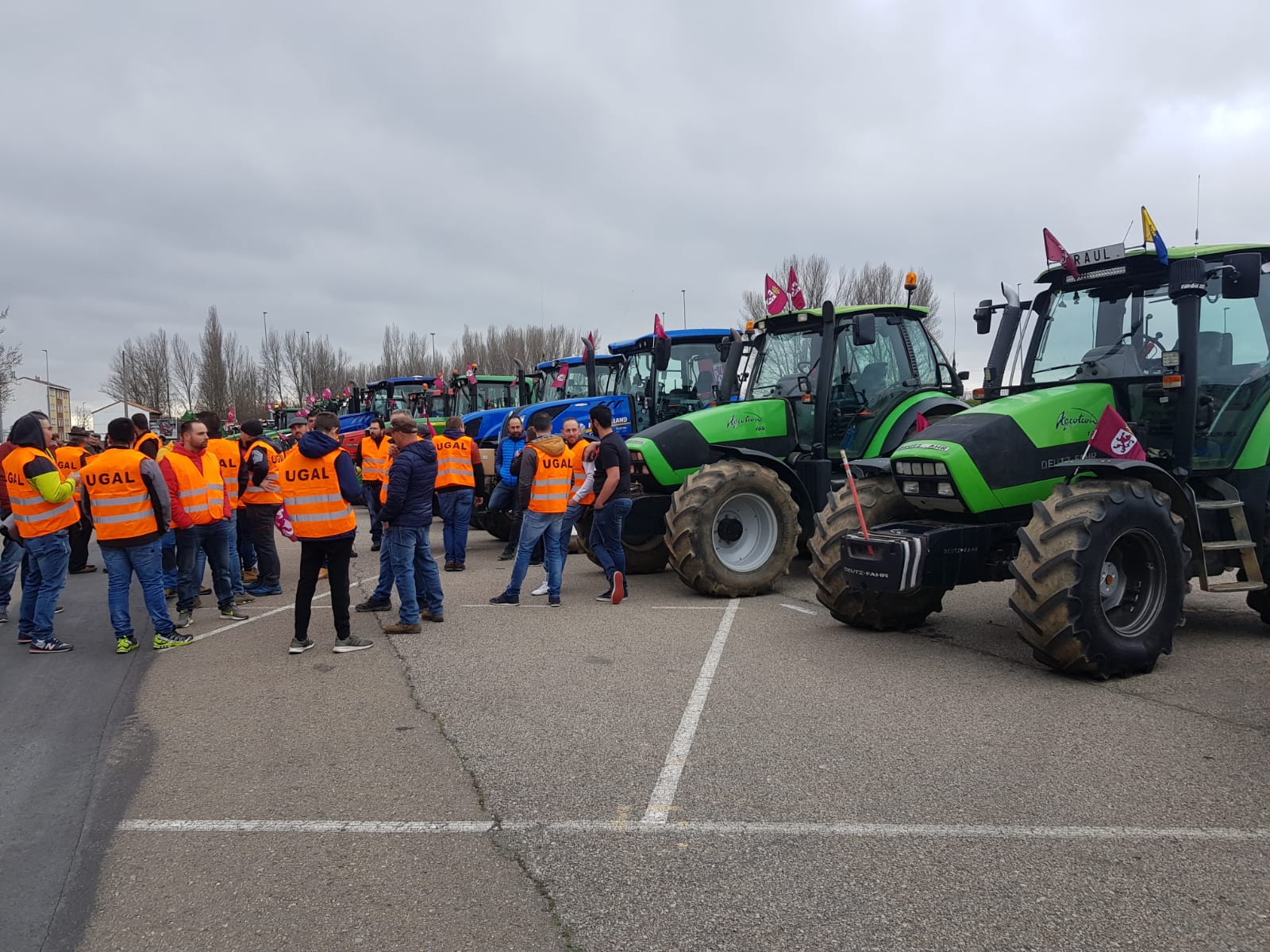 Medio centenar de tractores llevarán el 'rugir' del campo a la manifestación del 16F en León capital