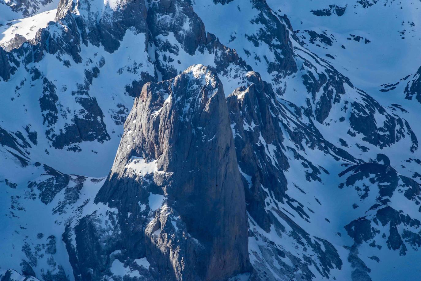 Fotos: Las espectaculares imágenes que deja la Travesía en globo por los Picos