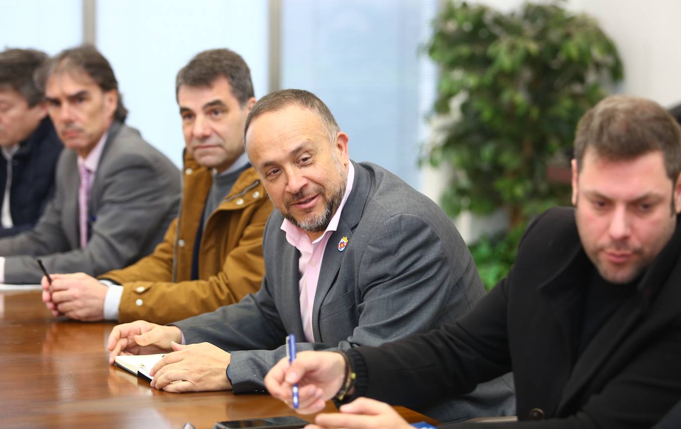 Fotos: Reunión de la Mesa por el futuro del Bierzo