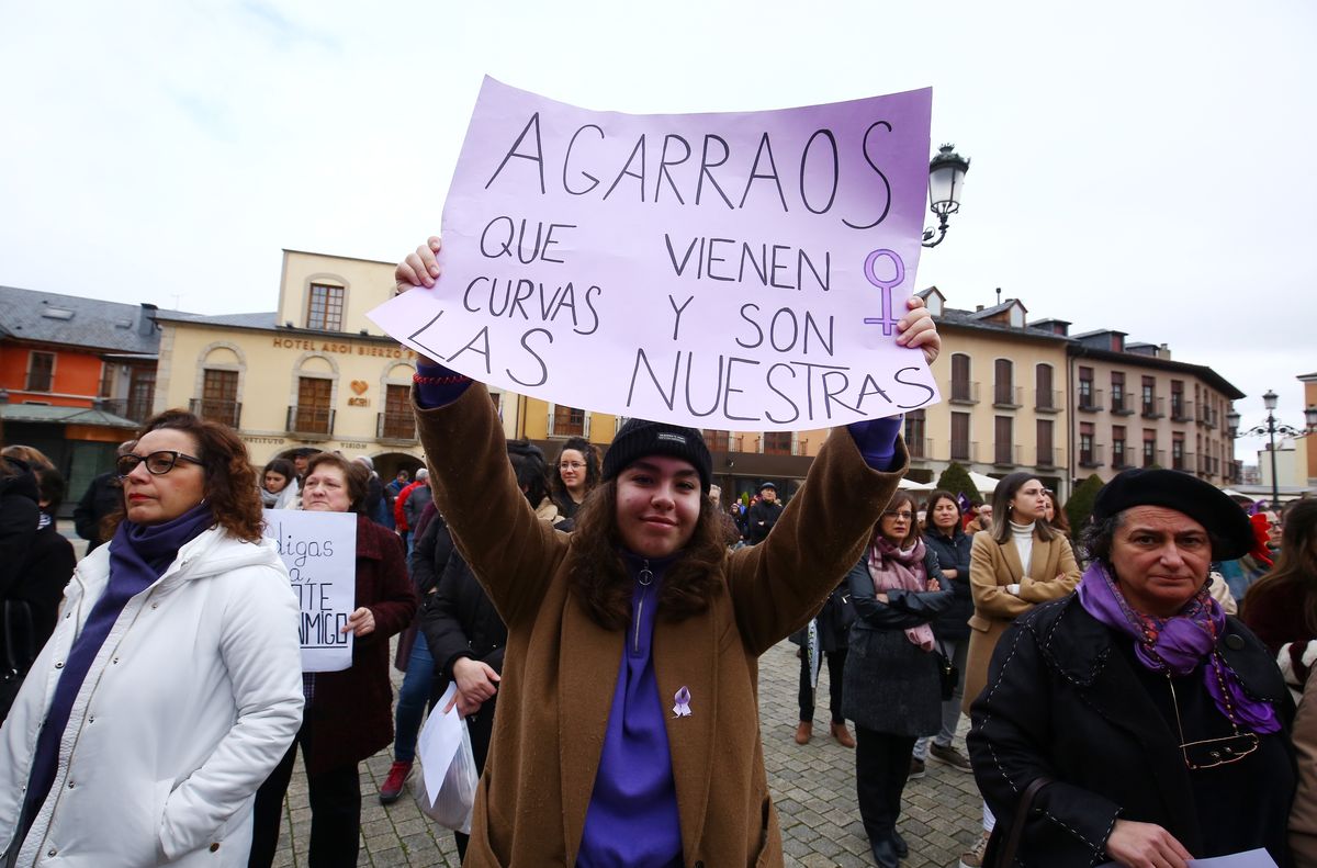 Manifestación en Ponferrada con motivo del Día Internacional de la Mujer