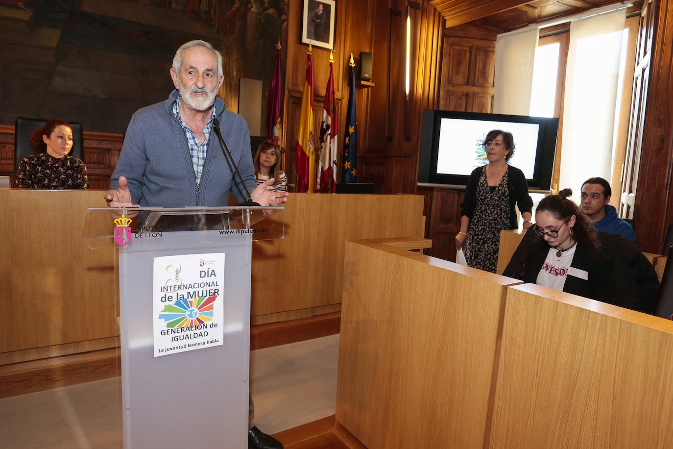 Acto institucional con motivo de la conmemoración del Día Internacional de la Mujer en la Diputación de León