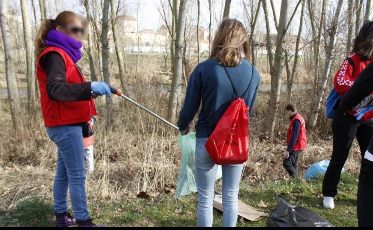 Una recogida de basura en un espacio natural.