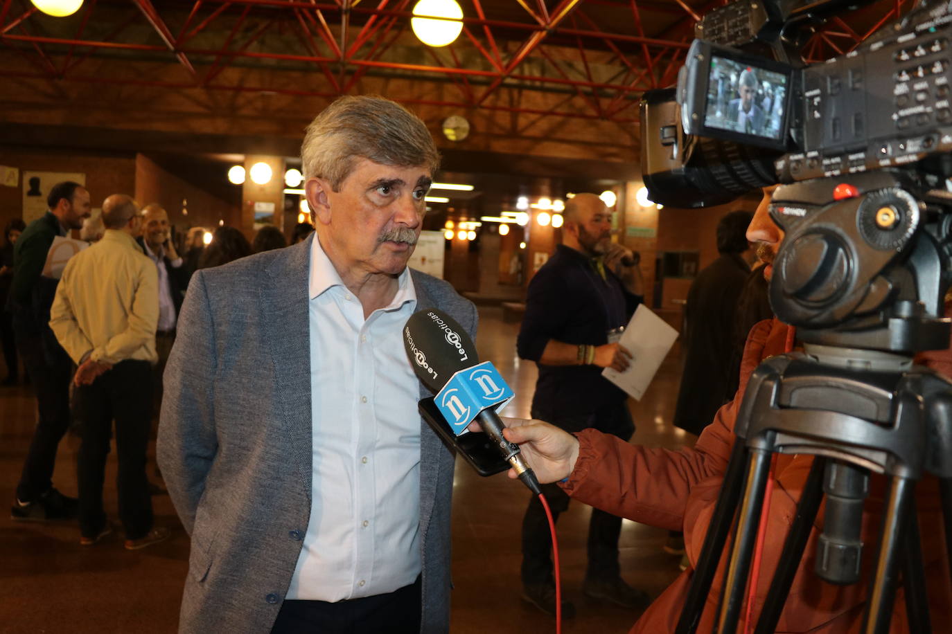 Fotos: Las candidaturas reciben los resultados de las elecciones de la ULE