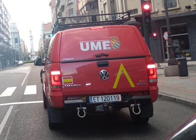 Imagen secundaria 1 - El batallón leonés de la UME es punta de lanza del ejército con su despliegue en la capital para reconocer zonas críticas