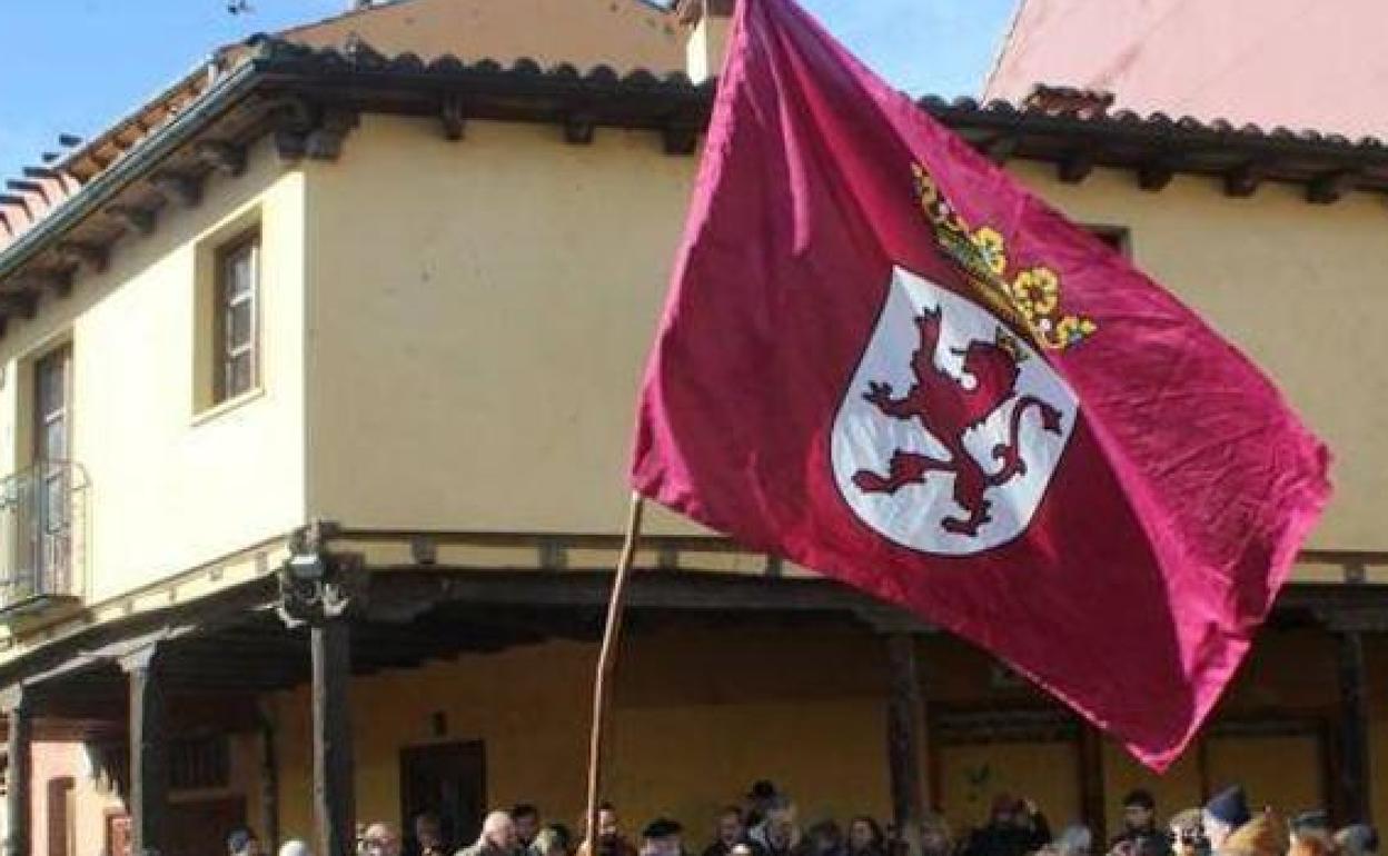 Uno de los temas que copaba la información era la moción por una Autonomía del Reino de León.