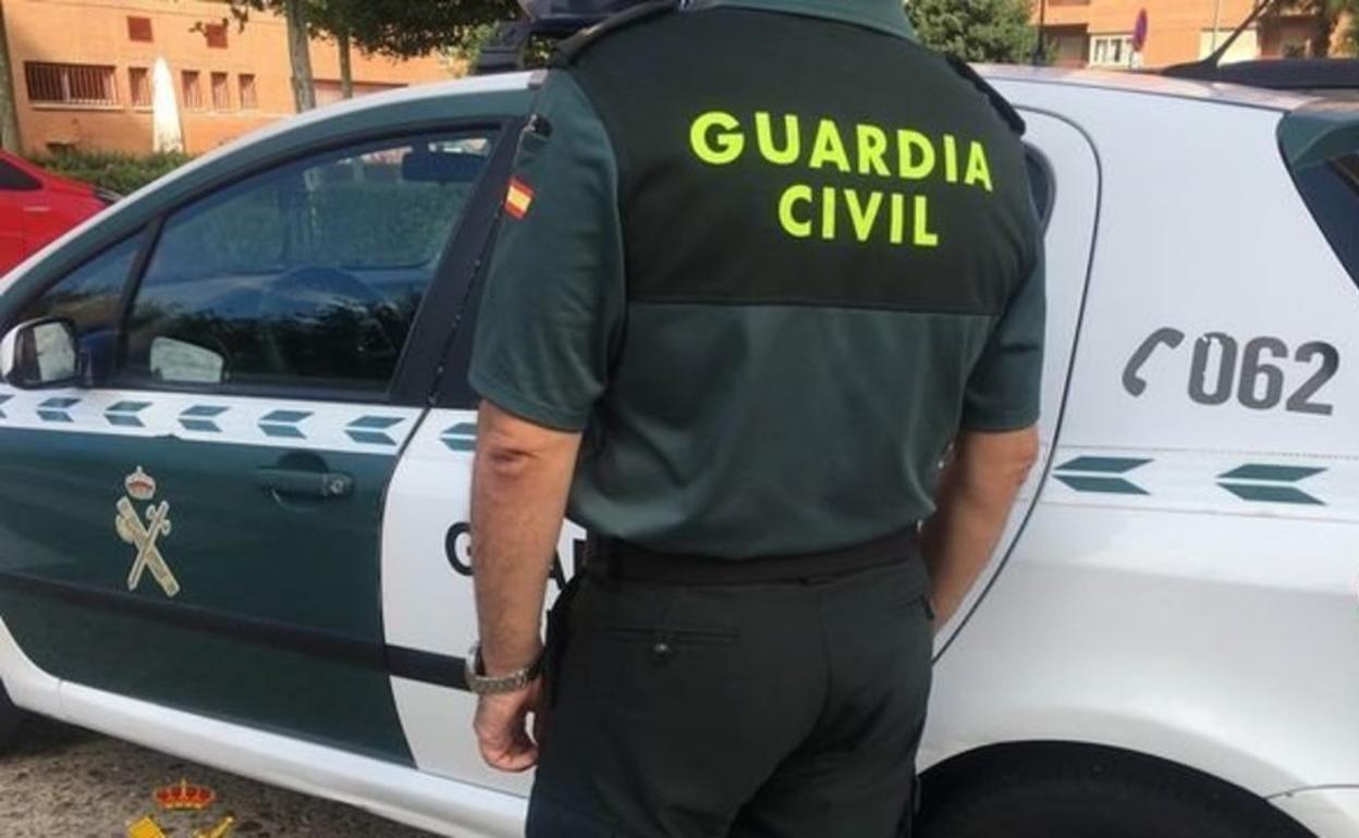 Detectan ocho positivos en el cuerpo de Guardia Civil de León y hay 16 agentes más en cuarentena