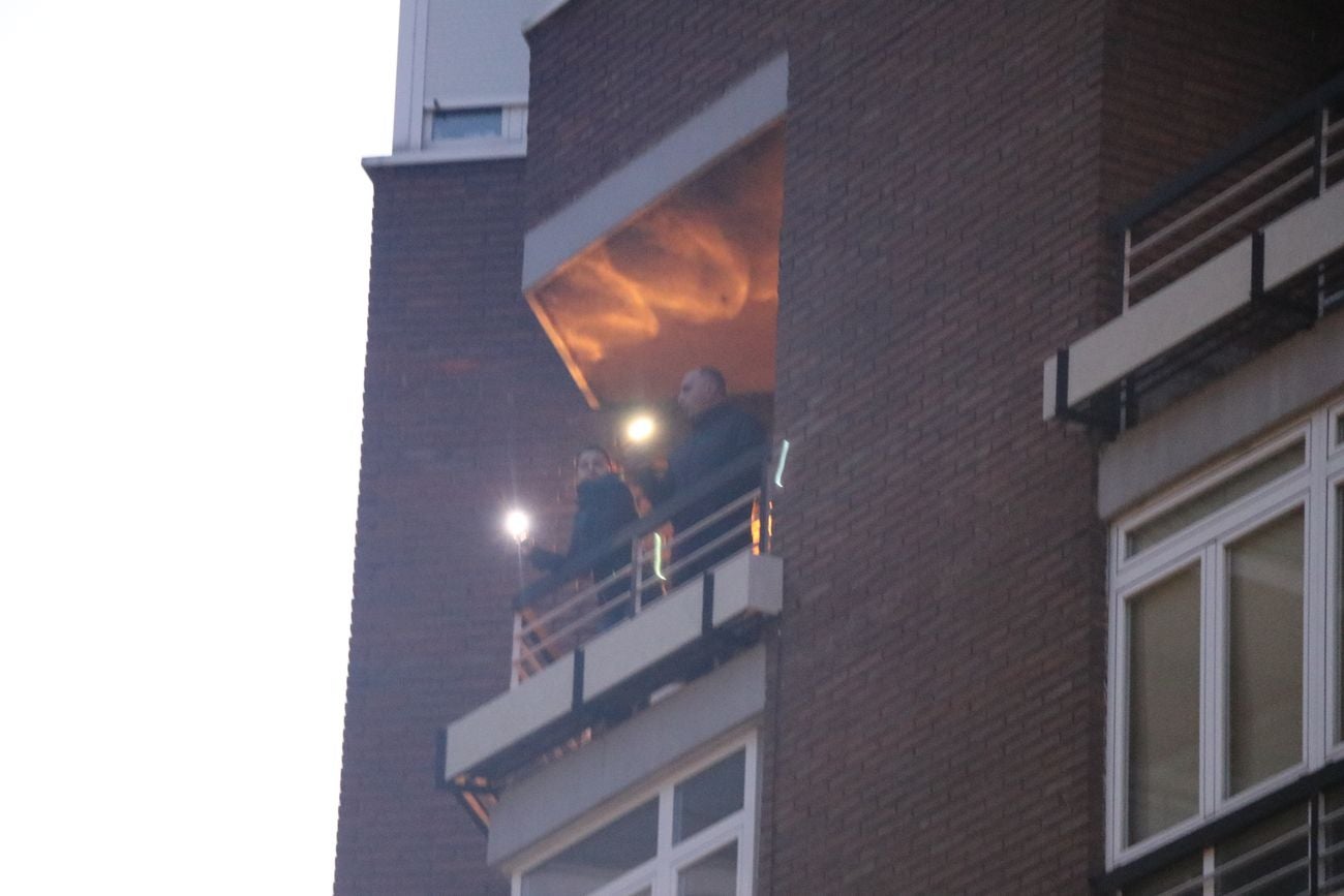 León sale a los balcones para aplaudir a los sanitarios y recordar su lucha por mantener la batalla contra el Covid 19