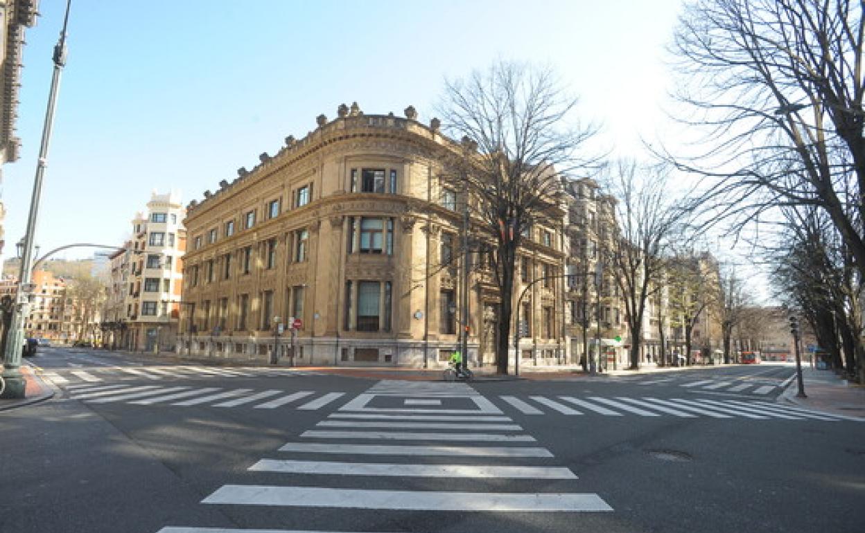 Exterior del Banco de España durante el estado de alarma por el coronavirus 