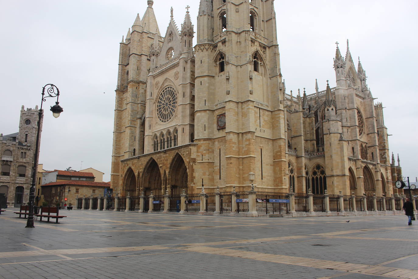 Fotos: León llega al día 20 de aislamiento