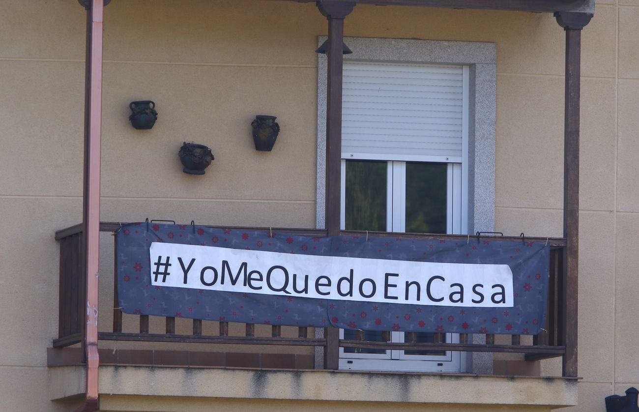 Estado de alarma por el coronavirus en León y Ponferrada. El día a día bajo la cámara de los fotógrafos Peio García y César Sánchez. 