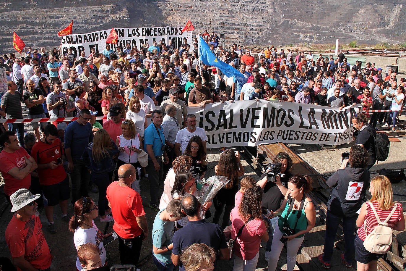 Fotos: Protagonistas de varios encierros mineros de la provincia de León recuerdan su experiencia durante el confinamiento por el Covid-19