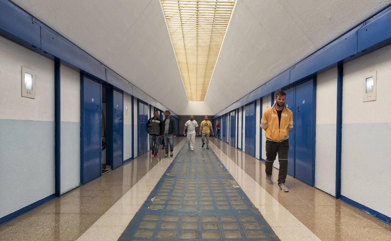 Acaip exige que se hagan test de Covid-19 a todos los trabajadores del Centro Penitenciario de León