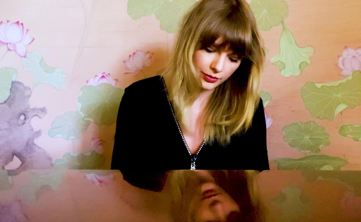 Taylor Swift durante el concierto One World: Together at Home.