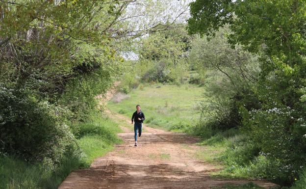 Galería. Blanca Fernández, durante su primer entrenamiento al aire libre.