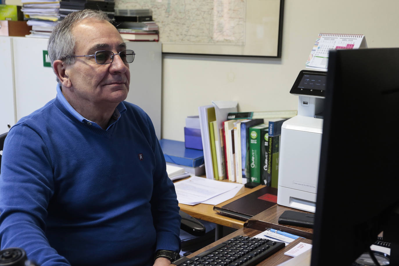 Fotos: El presidente de Ciencias Veterinarias de Castilla y León, Elías F. Rodríguez Ferri