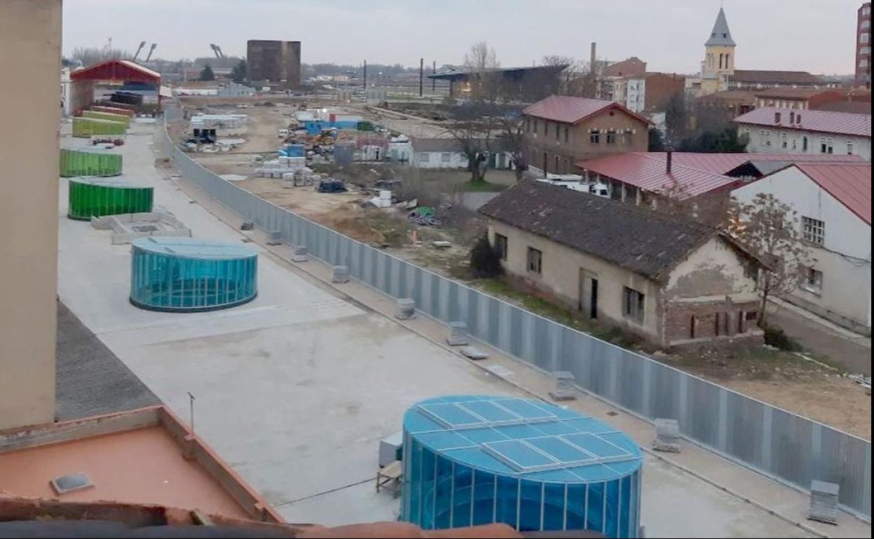 Corredor ferroviario por el que pasan los túneles de la integración en León.