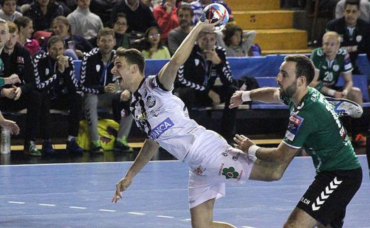 David Fernández fue uno de los jugadores que más tantos anotó.