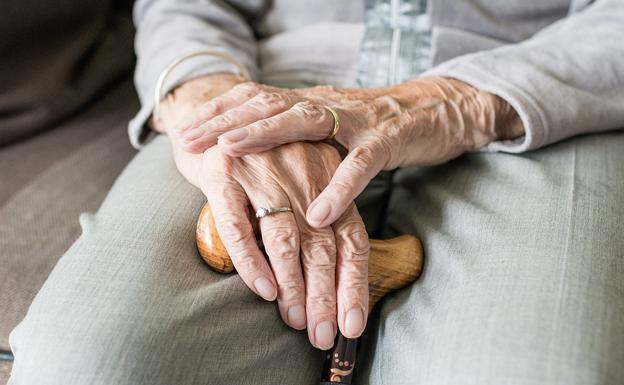 850 personas se siguen enfrentando a la Covid-19 en las residencias de ancianos de León