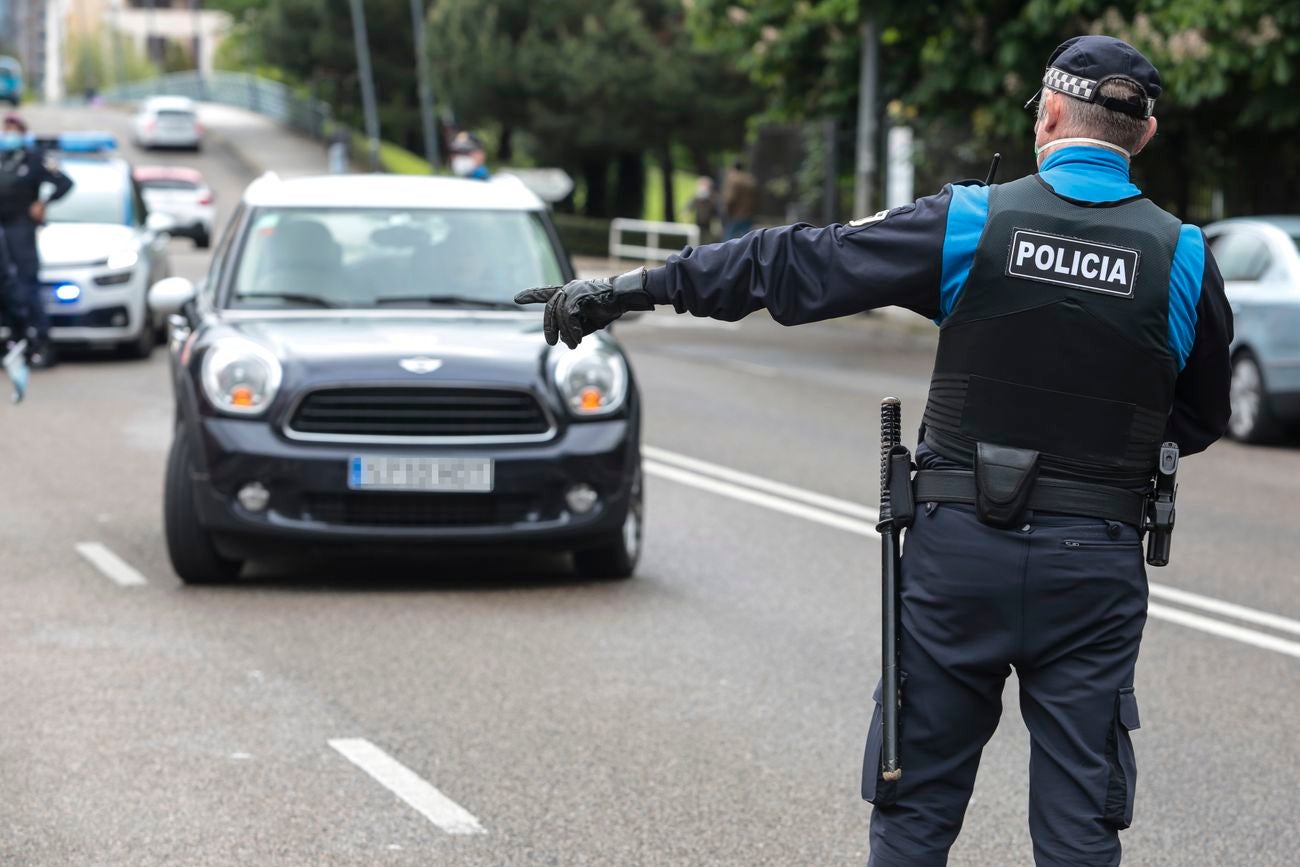 Control de la Policía Local de León con motivo de la alarma sanitaria.