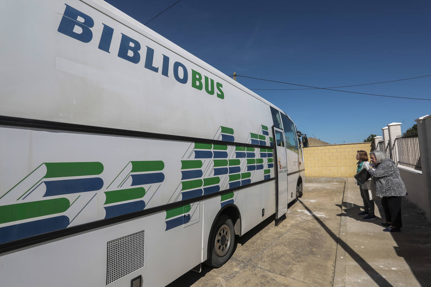 Fotos: Reinicio del servicio de Bibliobús en León