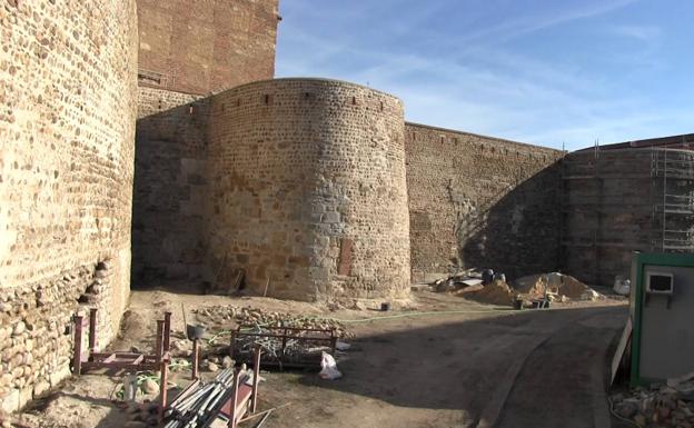 Galería. Zona ya restaurada en la Era del Moro.