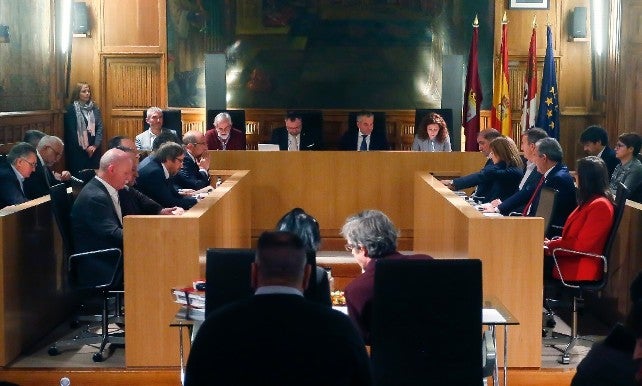Vista de un pleno de la Diputación de León. 