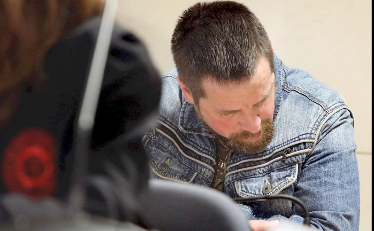 Abuín Gey, alias el Chicle.