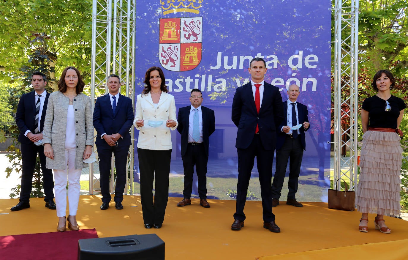 Toma de posesión de Ana Carlota Amigo como consejera de Empleo e Industria.