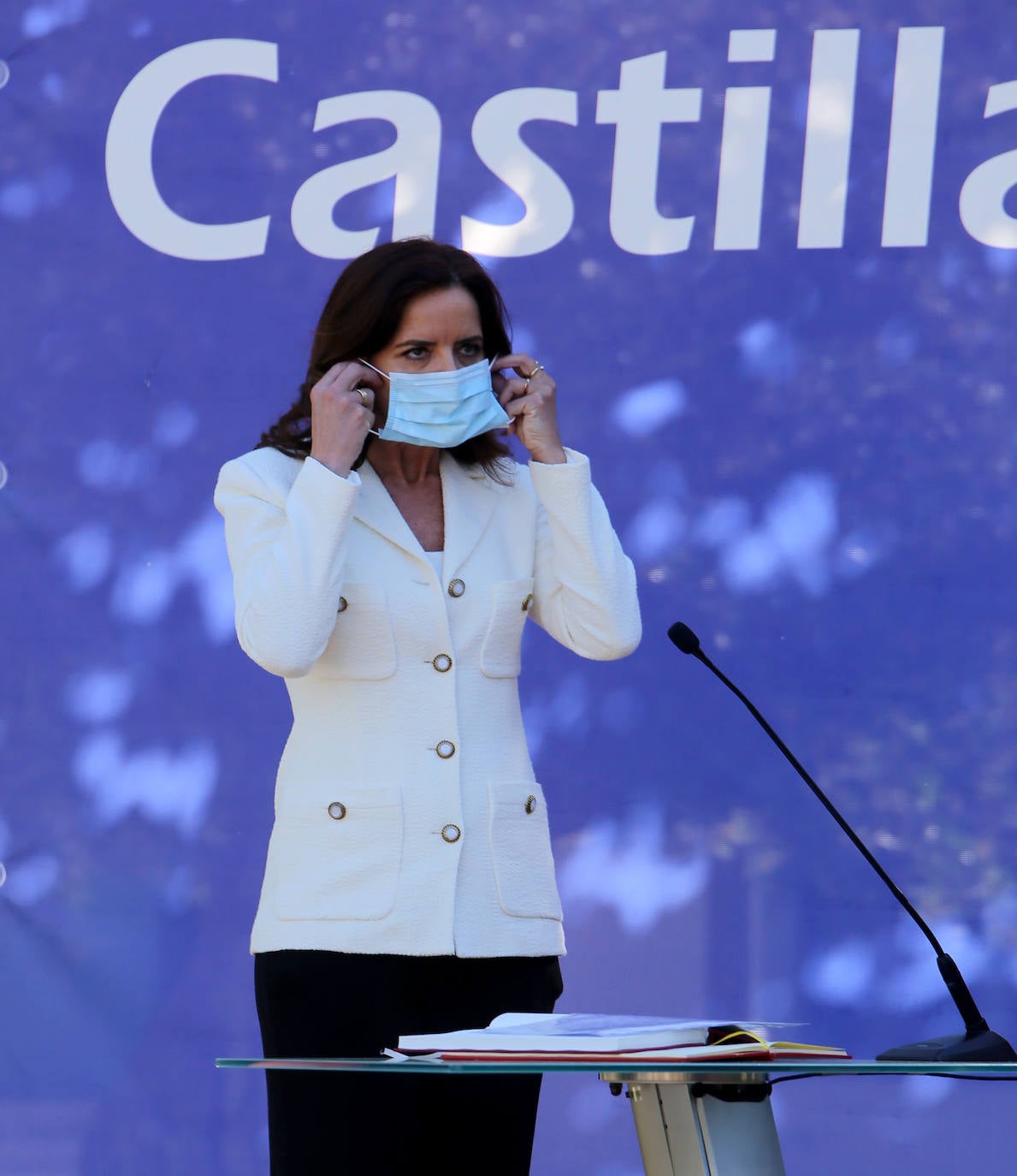 Toma de posesión de Ana Carlota Amigo como consejera de Empleo e Industria.