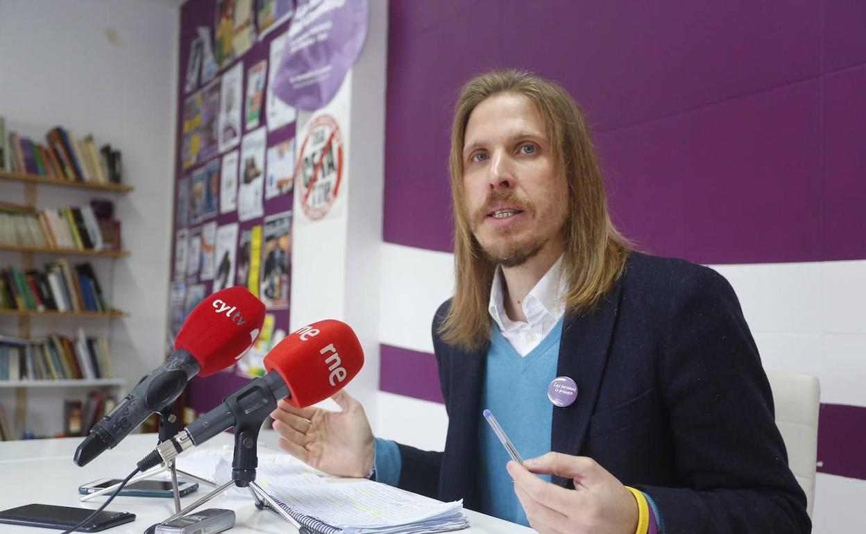 El secretario autonómico de Podemos, el leonés Pablo Fernández.