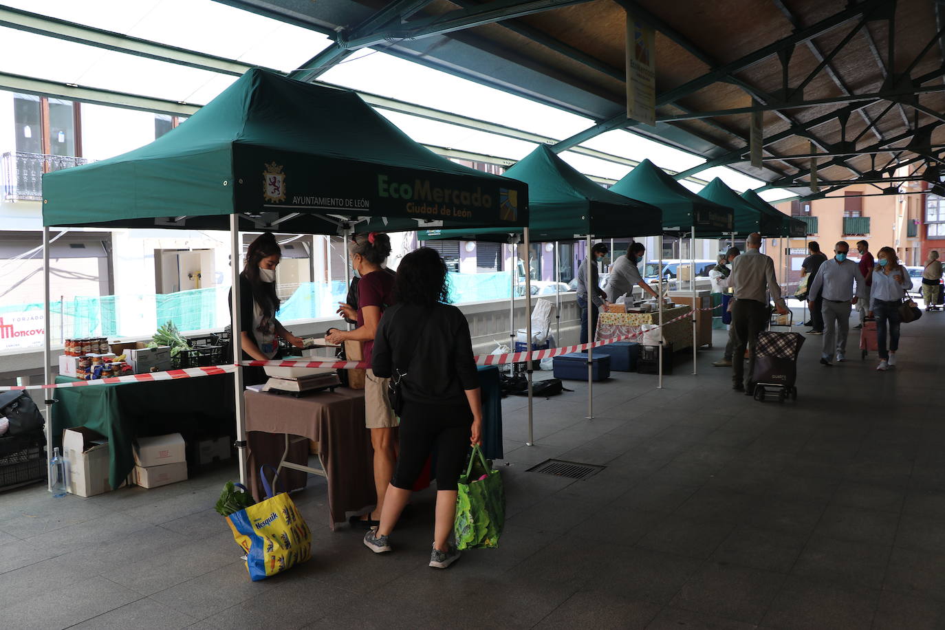 Fotos: Sábado de mercado en León