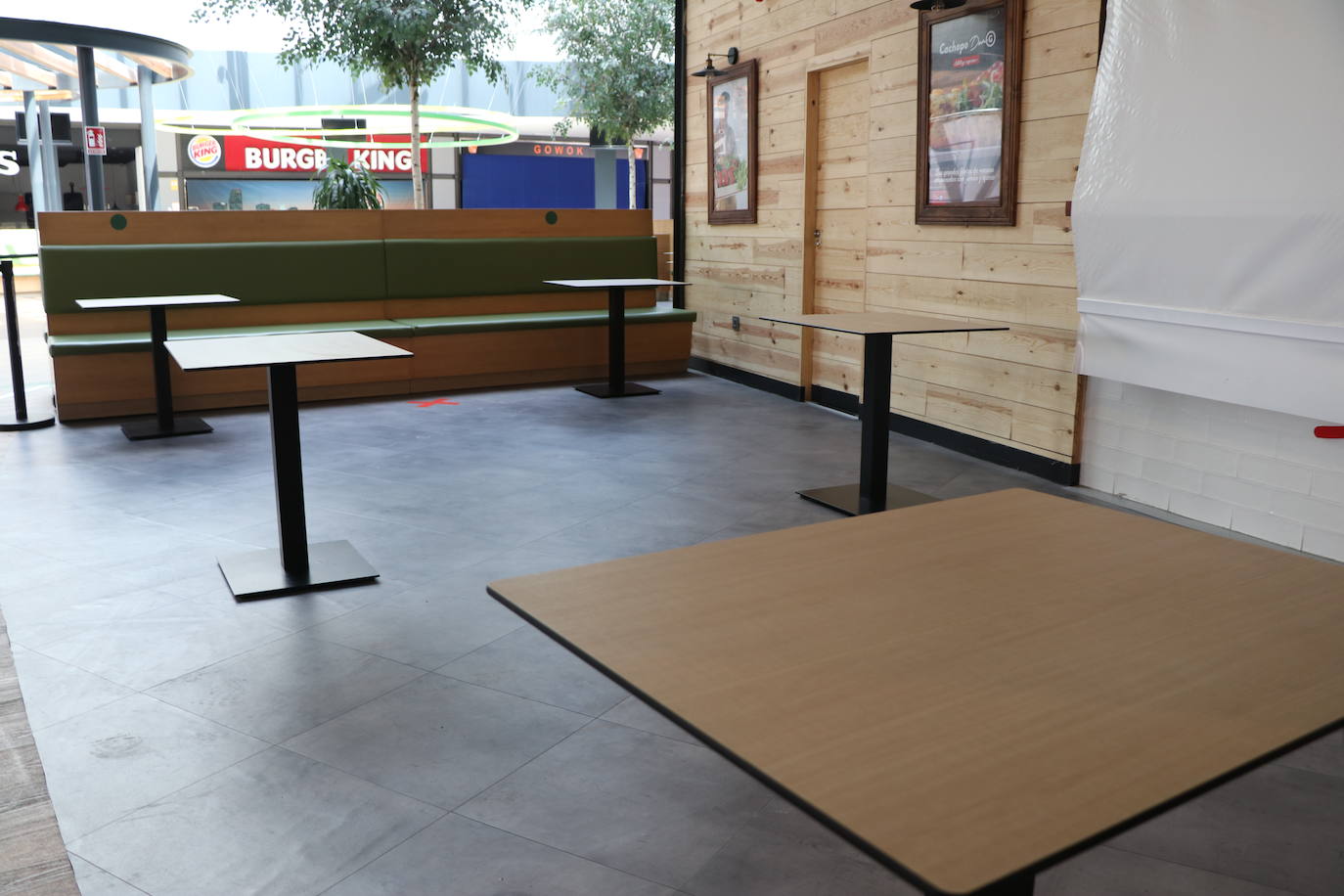 Espacio León ha preparado una serie de medidas de seguridad para un regreso protegidos a la actividad comercial.