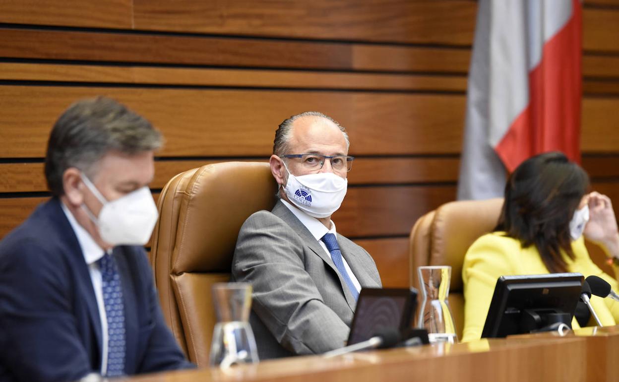 Luis Fuentes en el pleno de este martes.