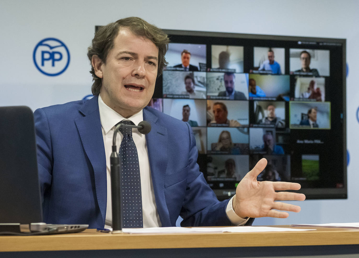 El presidente del PPCyL, Alfonso Fernández Mañueco, clausura la Junta Directiva.