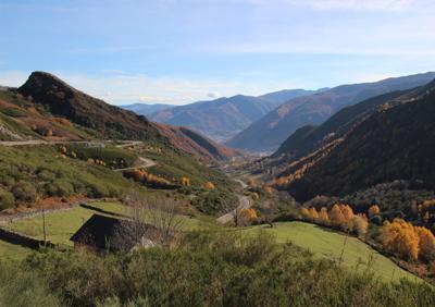 Imagen secundaria 1 - Luna, Babia y Laciana, un paisaje por descubrir