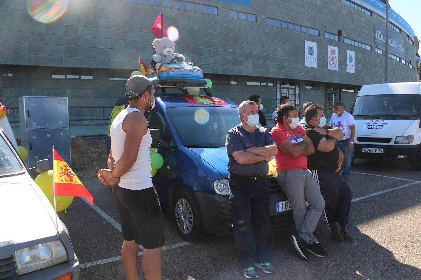 Fotos: Los feriantes leoneses salen a la calle para reclamar medidas