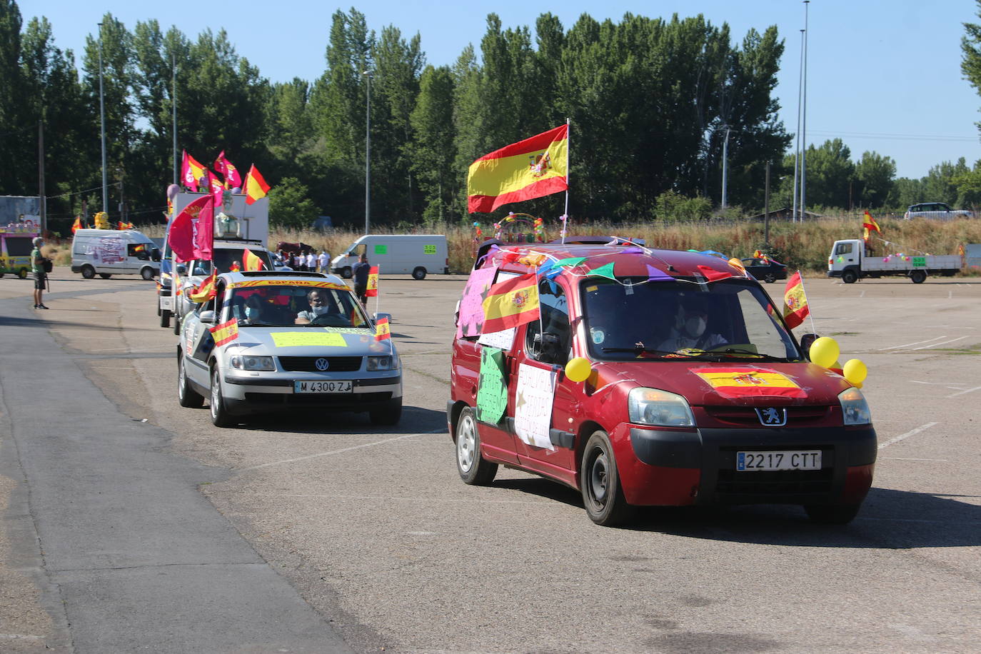 Fotos: Los feriantes leoneses salen a la calle para reclamar medidas