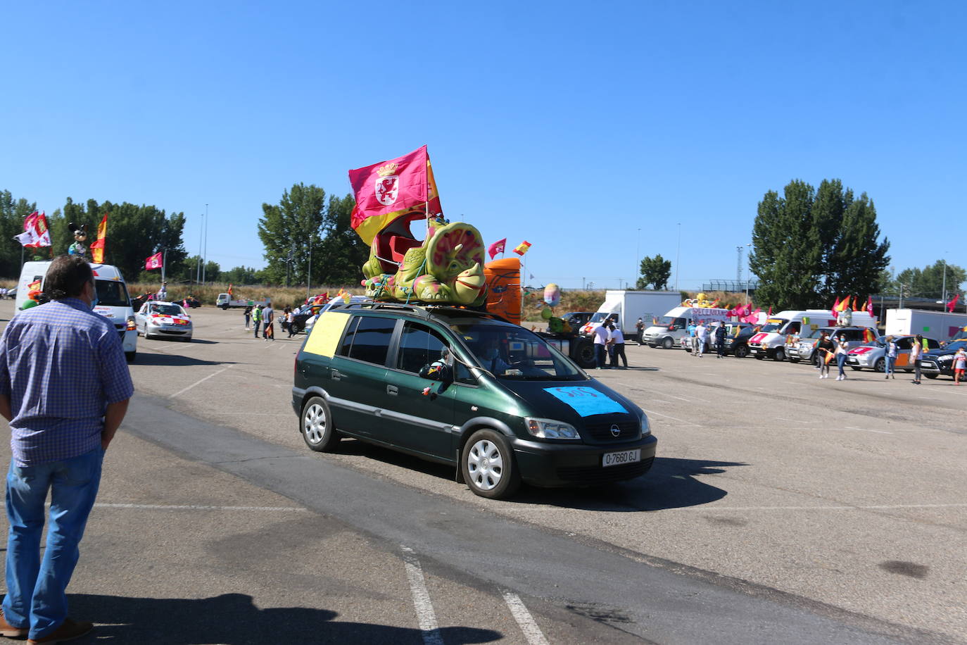 Fotos: Los feriantes leoneses salen a la calle para reclamar medidas