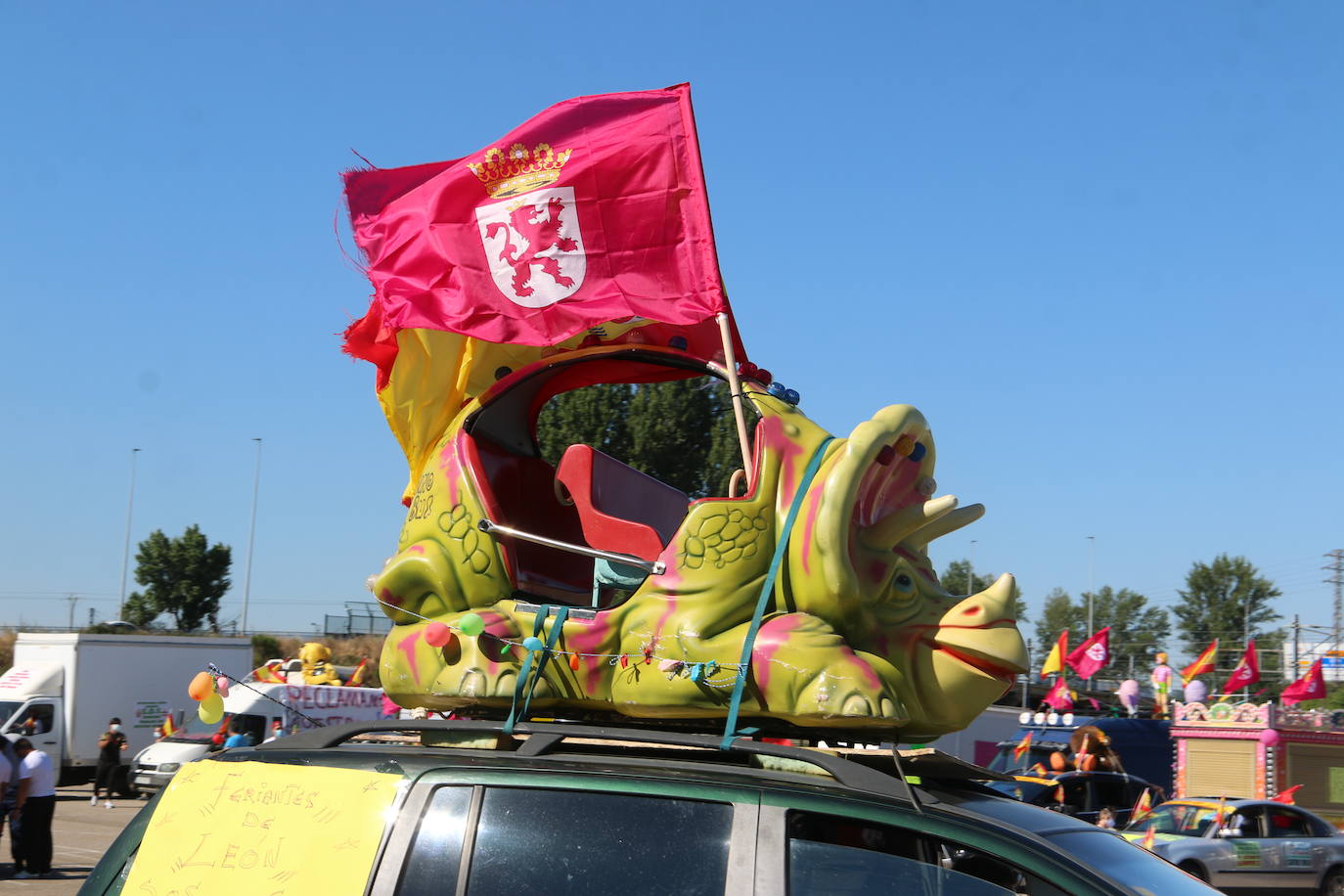 Fotos: Los feriantes leoneses salen a la calle para reclamar medidas