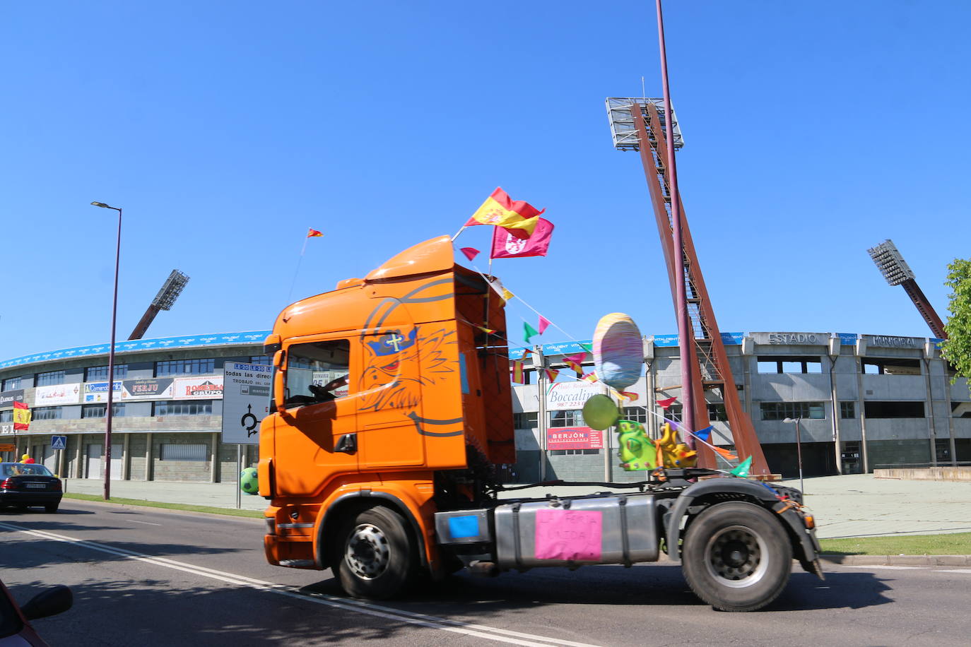 Fotos: Los feriantes leoneses salen a la calle para reclamar medidas